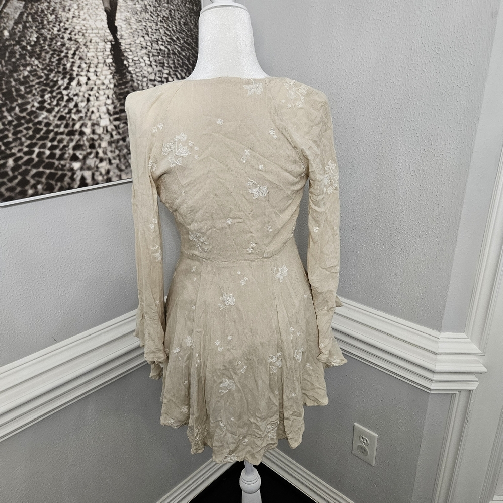 Free People Almond Jasmine Embroidered Fit & Flare Dress size 4 - Picture 13 of 14
